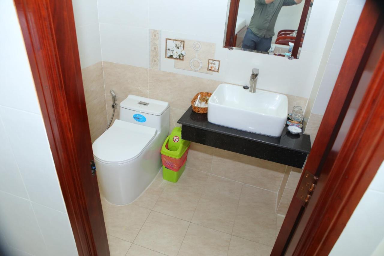 Hotel Khach San Tnk Cần Thơ Exterior foto